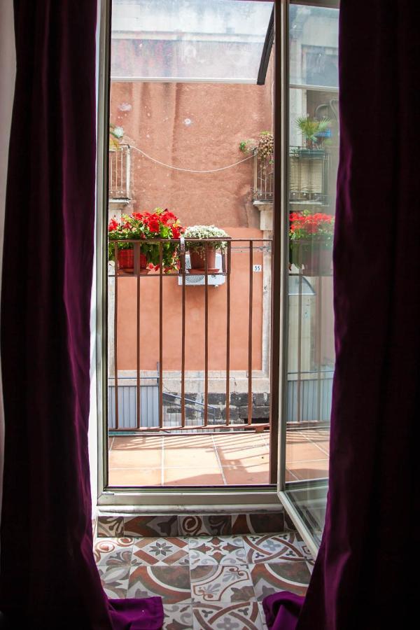 La Casetta In Centro By Sicily In Home 카타니아 외부 사진